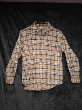 Classic Elements, long sleeve button-up plaid